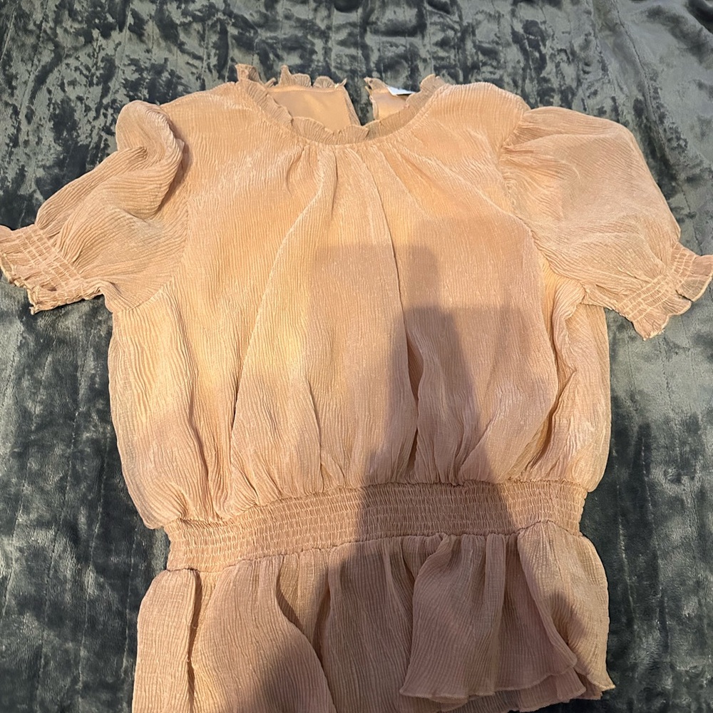 Elegant Peach Women's Top